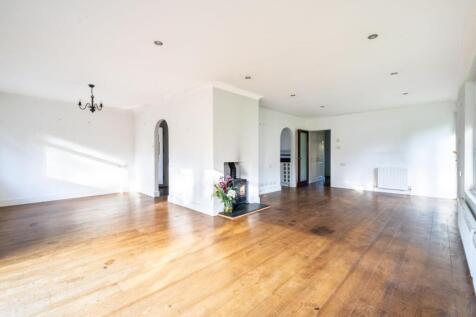 6-web-or-mls-CHALFIELDS FINISHED EDITS-4.JPG