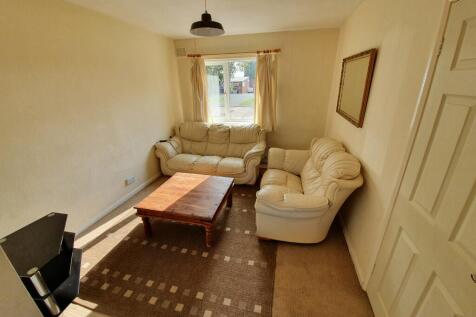 6 Queensway, Leamington Spa photo 3