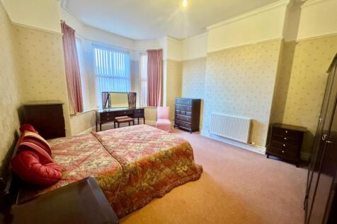 PHOTO-2025-11-05-12-11-23 (4).jpg