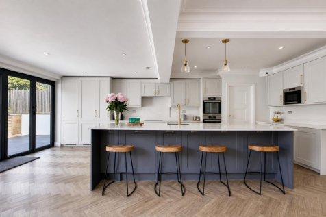 kitchen 2.png
