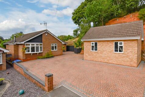 9 Sunny Hill Close-23.jpg