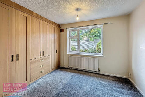 Dingle Avenue, Appley Bridge photo 4