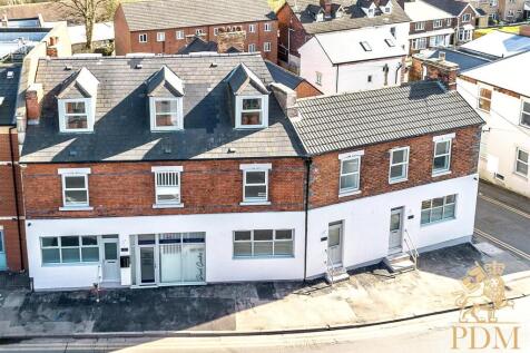 672 Woodborough Road 003.jpg