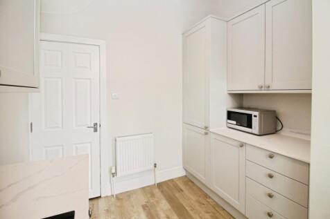 Beechwood Terrace, Burley, Leeds, West Yorkshire, LS4 photo 4