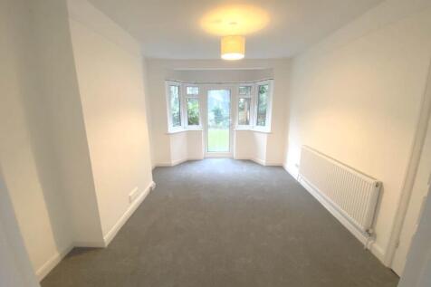 Peters Close, Stanmore photo 5