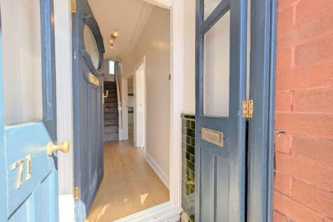 To Let - Old Park Lane, High Park - Two Bedroom Semi photo 4