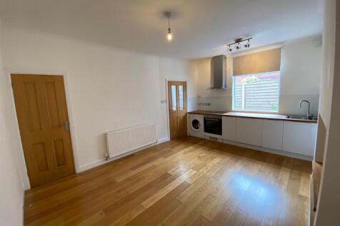 Spencer Street, Mirfield photo 3