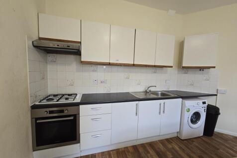 Bow Road, Tower Hamlets, London photo 3
