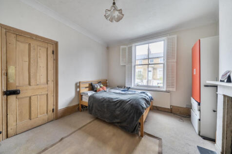 1435153-18-69cd30...