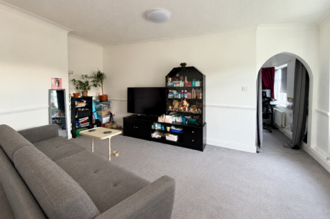 Carmel Court, Kings Drive, Wembley, HA9 9JG photo 2