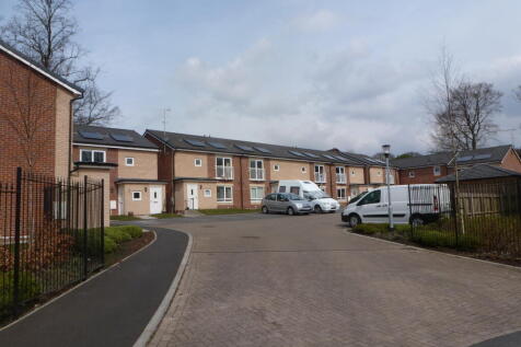 2-bed flat on Pavilion Court, Bridge Hall Drive, Bury, £543/mo