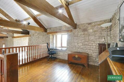 Mezzanine / Office Area