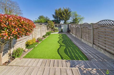 Presented by Clinton at EweMove Bexleyheath and Da