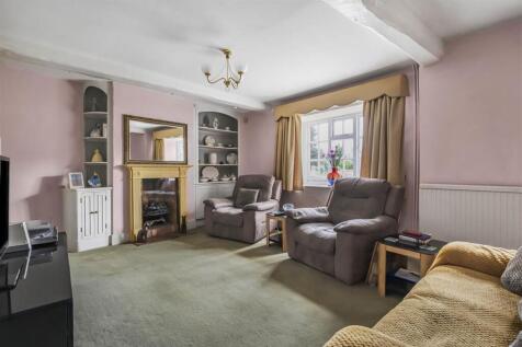 The Old House, Hannington