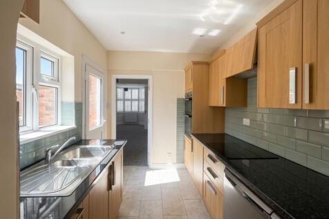 20, Windsor Road, Evesham, WR11 photo 5