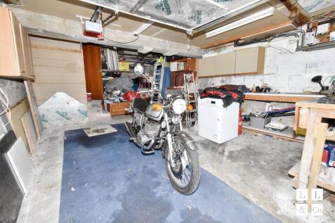 Garage with planning permission