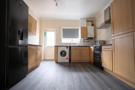 Prince Street, Swinton S64 photo 4