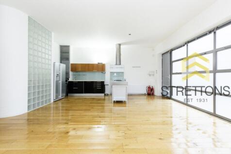 Unit 10  17 Palmers Road 11.jpg