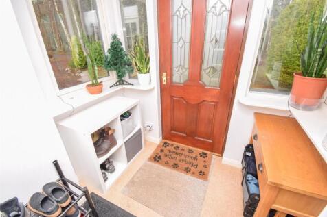 ENTRANCE PORCH