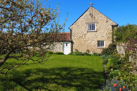 House &amp; Rear Garden
