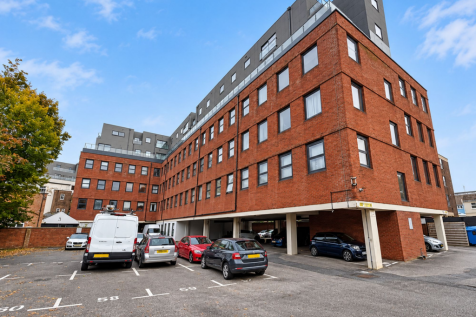 High Street North, Voyager House, BH15 photo 2