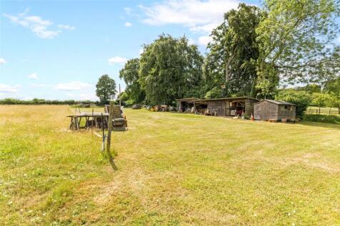 Outbuilding/Stables