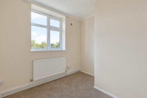10 Lawrence Court...
