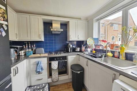 Kitchen: