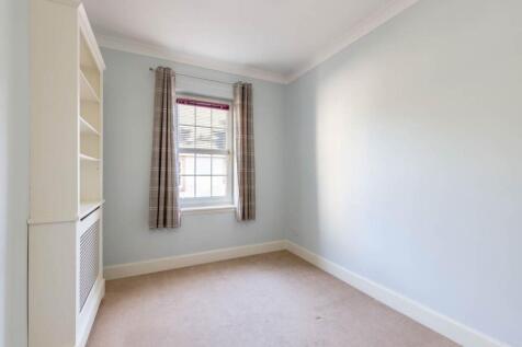 57329_SymeCrescent_0