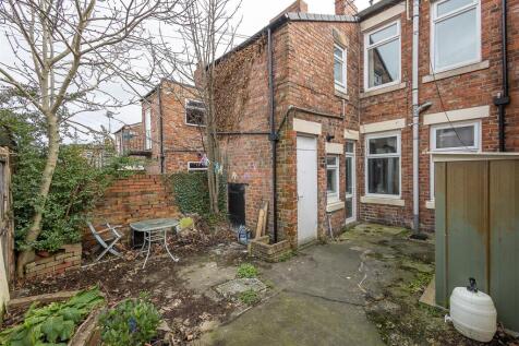 Shared Rear Yard