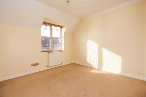 Coleridge Close, Horsham, RH12 photo 5