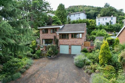 Lush location nestled in central Malvern