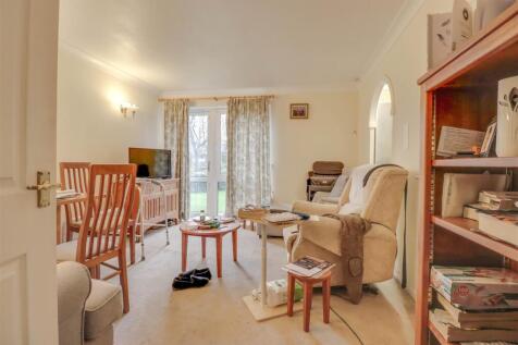 6 HOMEHOLLY HOUSE-4.jpg