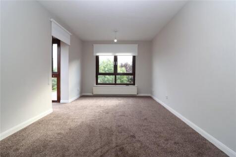 Stonefield Park, Paisley, Renfrewshire, PA2 photo 3