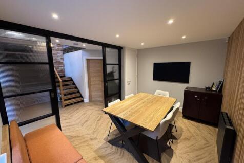 U3 Hampton Works 6.jpg