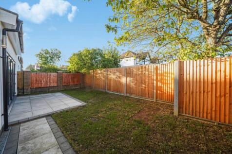 Ground Floor 17 Shelley Gardens Wembley HA0 3QF - 