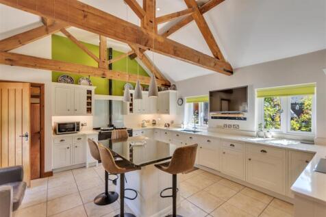 Kitchen/ Breakfast Room