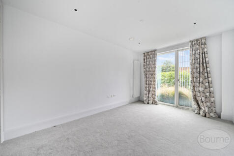 068af7a3-1f6f-460...