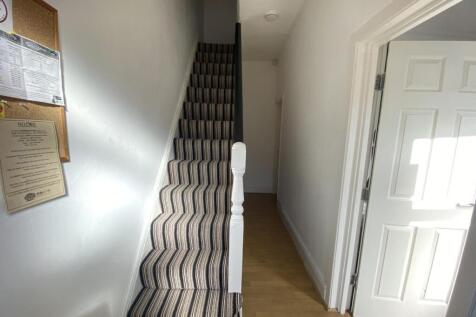 3os.gf hallway.JPG