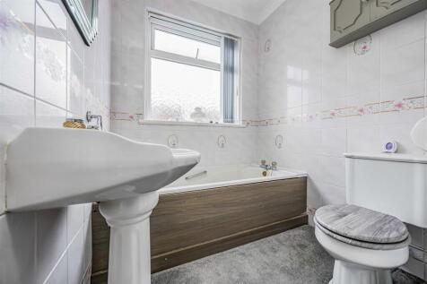 17 Madeira Road, Hilsea-Small-PorticoMarketing-Sol