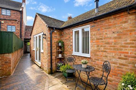 1 Stone Masons Yard-4.jpg