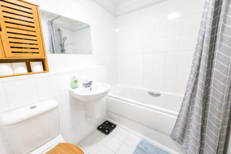 bathroom.png