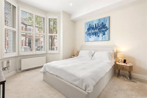 Tregarvon Road, London, SW11 photo 4