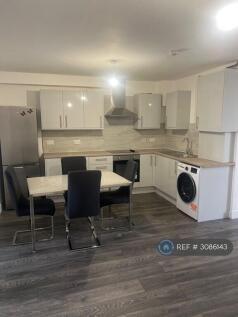 Oxlow Lane, Dagenham, RM10 photo 5