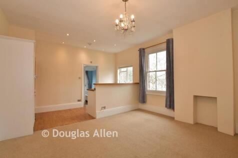 Lounge/Kitchen /Dining Room