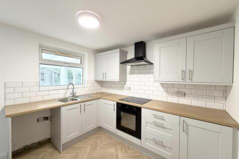 Lumley Close, Newton Aycliffe photo 5