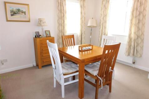 15 RD Dining area.JPG