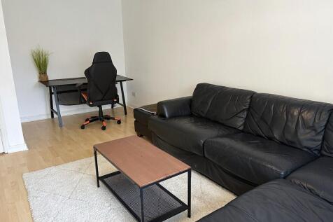 3 Westercraigs Court, Dennistoun, Glasgow photo 5
