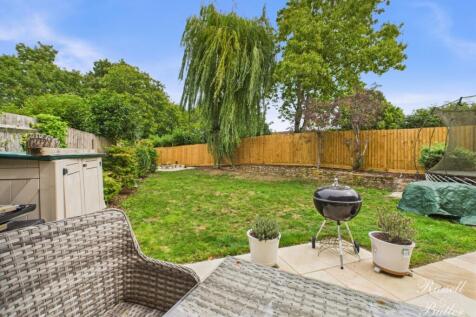 CAM02127G0-PR0325-STILL012