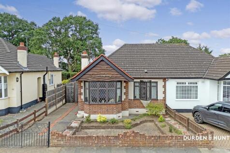 Hornchurch, RM11 - property photo